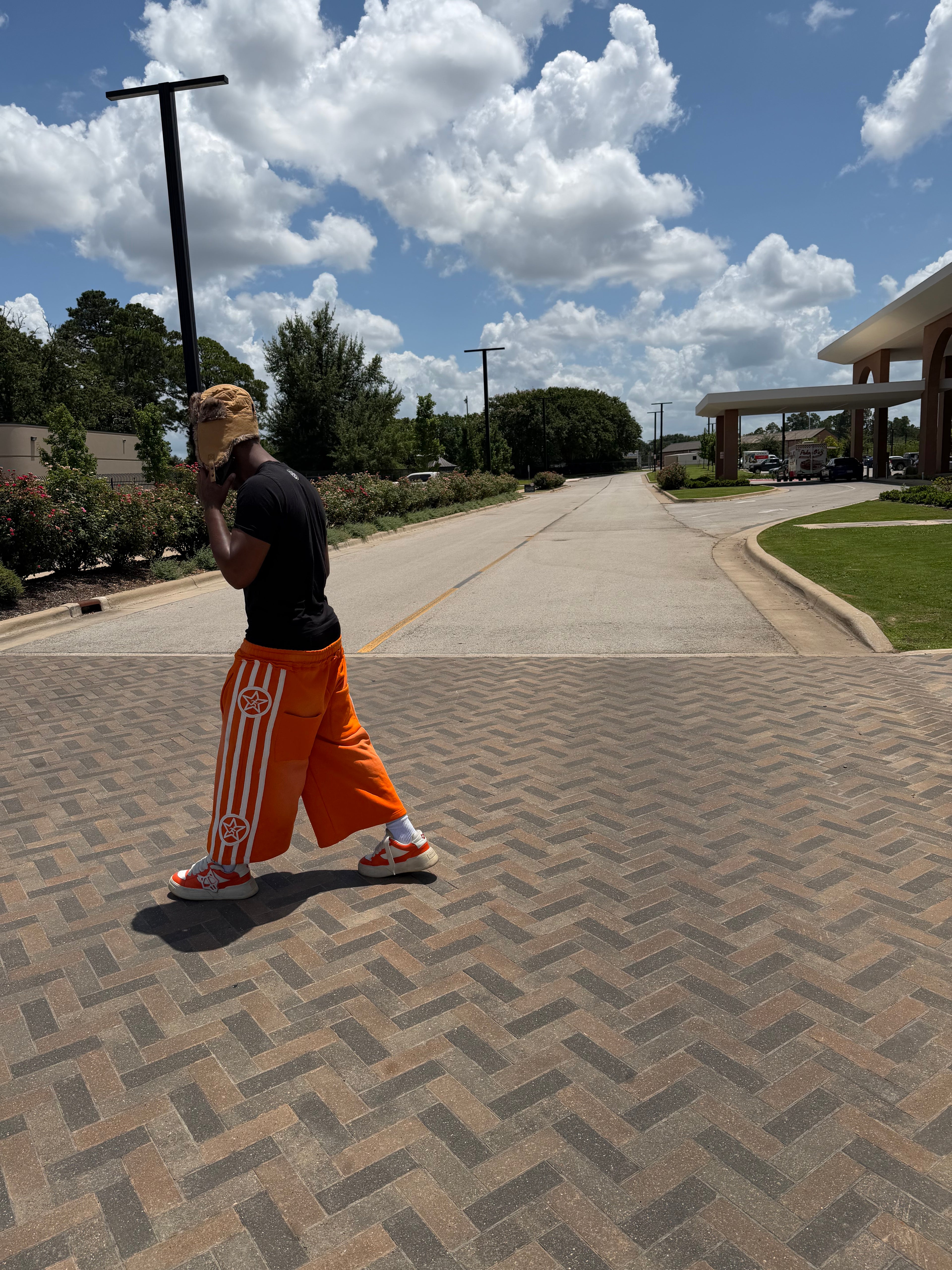 POWDER ORANGE “RUNNING MAN” LOUNGE SHORTS